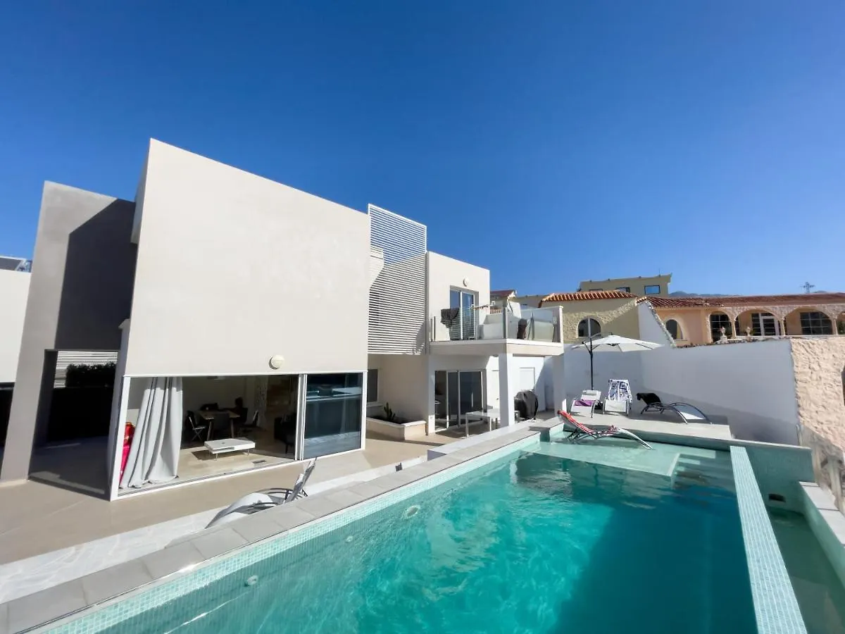 Villa Nirvana - Luxury Villa With Heated Pool Playa Paraiso